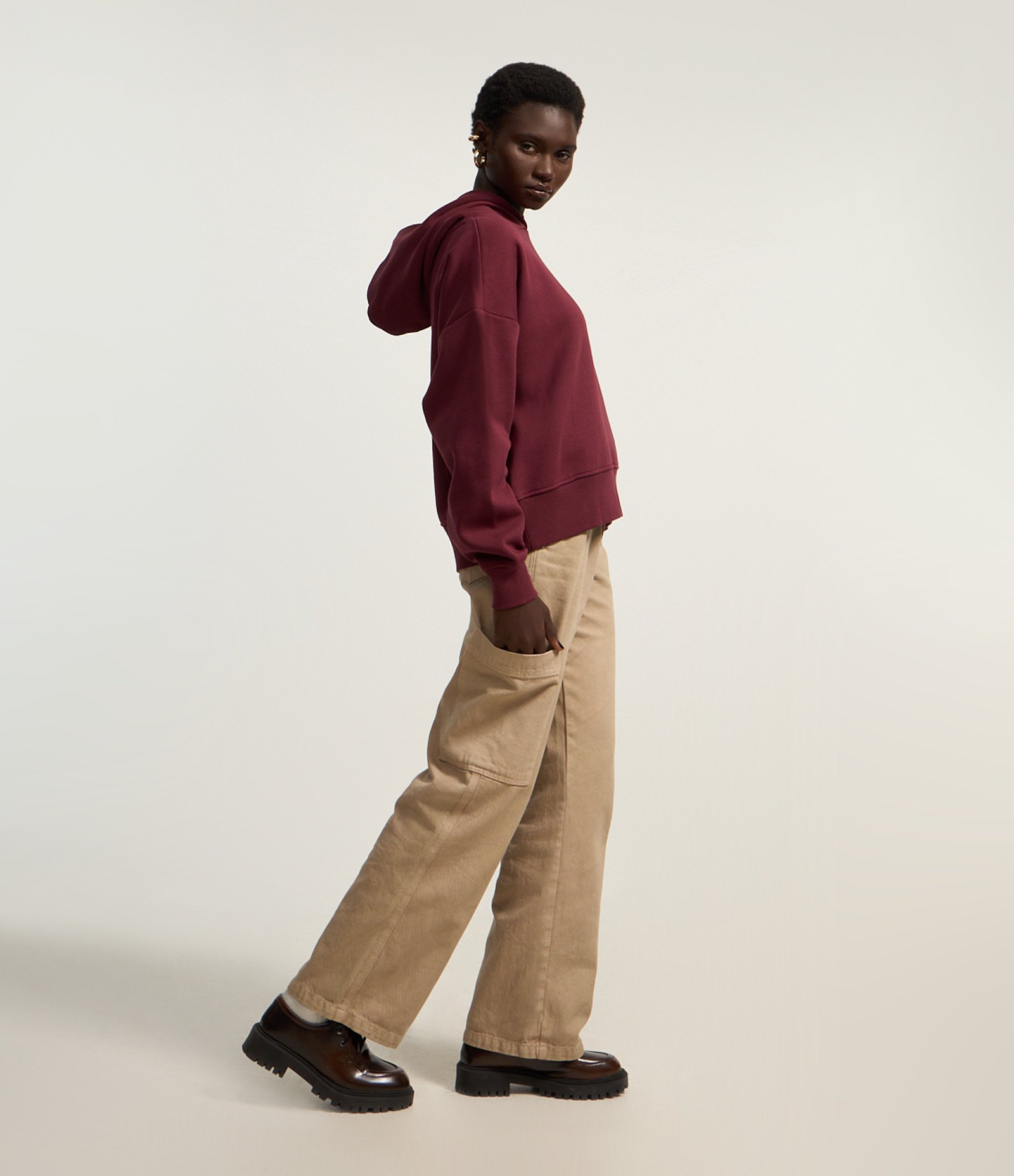 Casaco Fechado Básico em Moletom com Forro Fleece Bordô 3