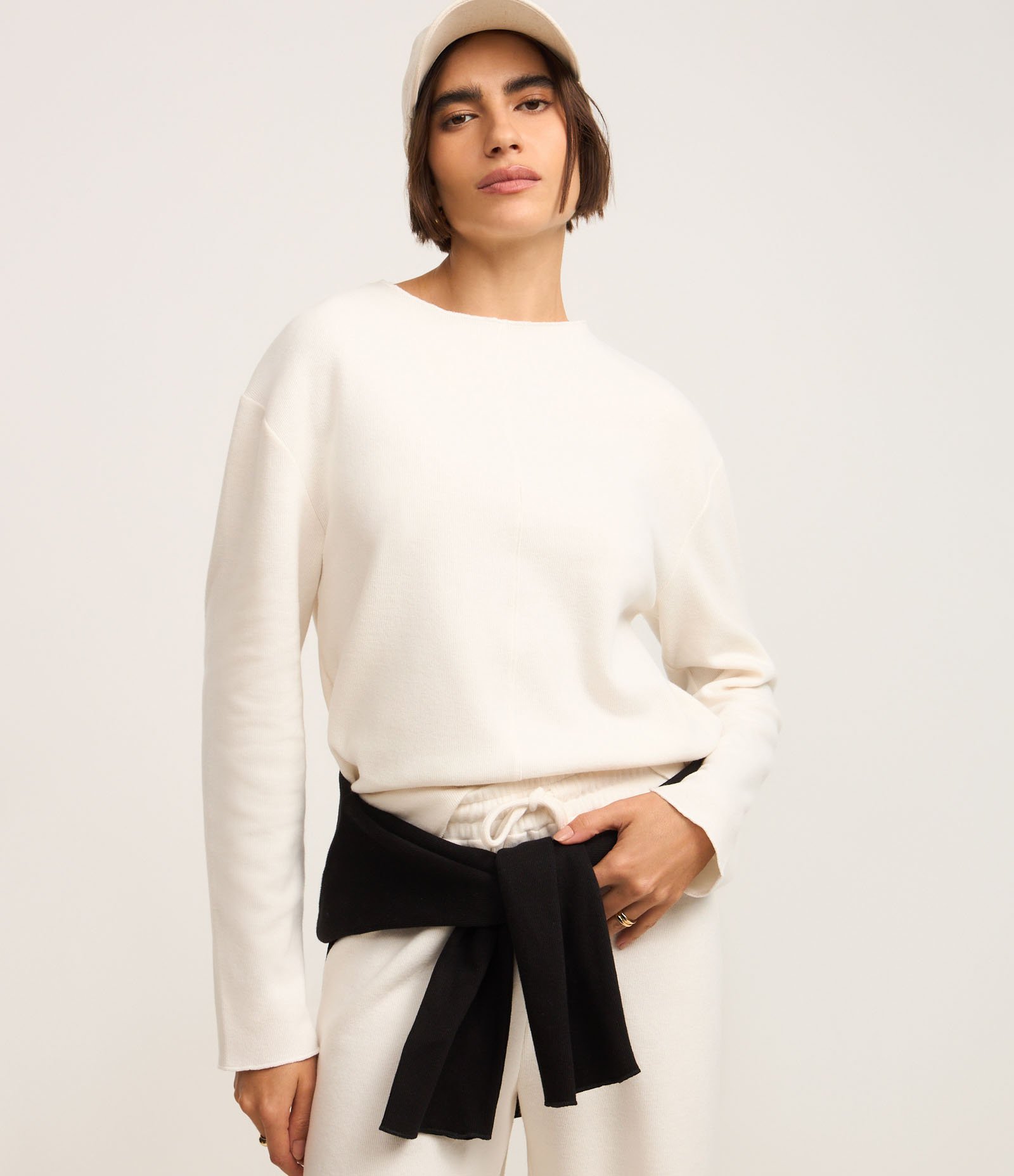 Blusa em Moletinho com Friso Frontal e Gola Média Off White 1