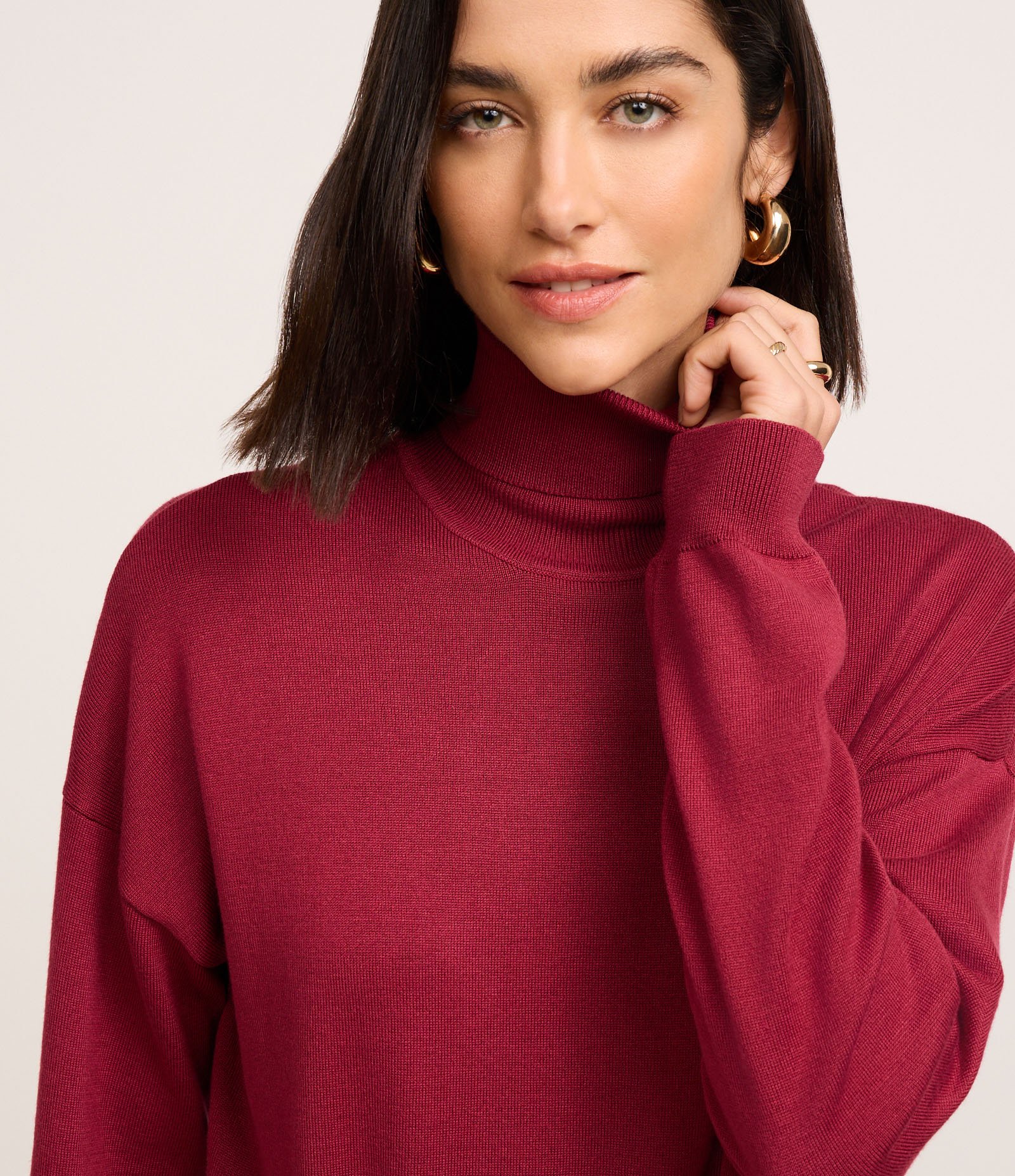 Vestido Midi em Tricô com Gola Alta e Manga Longa Vermelho 5