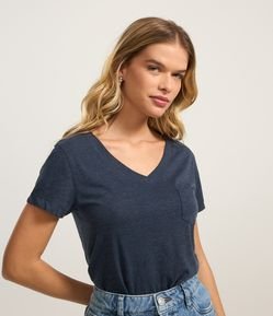 Blusa Básica em Algodão com Bolsinho Frontal