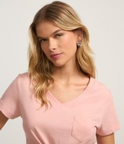 Blusa Básica em Algodão com Bolsinho Frontal