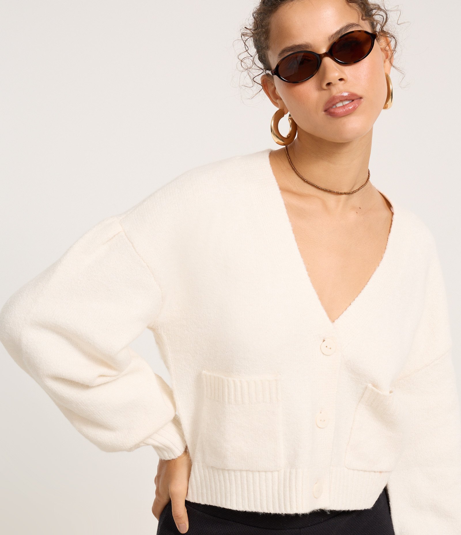 Cardigan Curto em Tricô com Botões e Bolsinhos 3