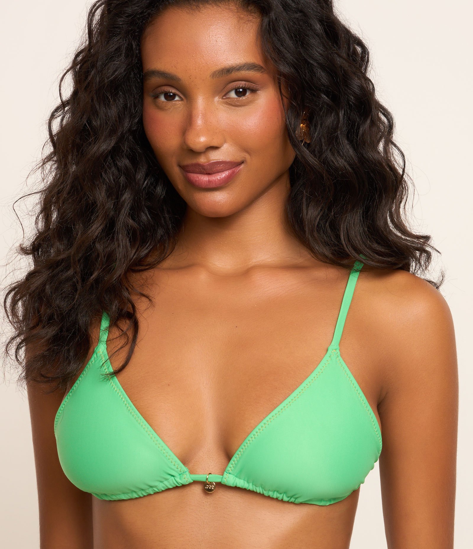 Biquíni Top Cortininha em Microfibra com Pesponto em Fio Metalizado Verde 4