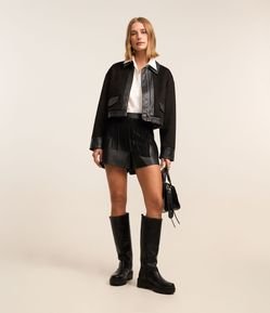 Short Western Cintura Alta em PU com Franjas