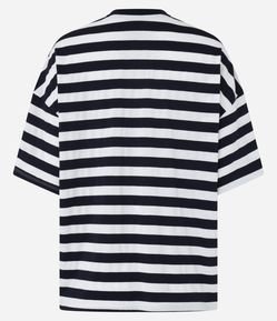 Camiseta Oversized com Estampa Listrada
