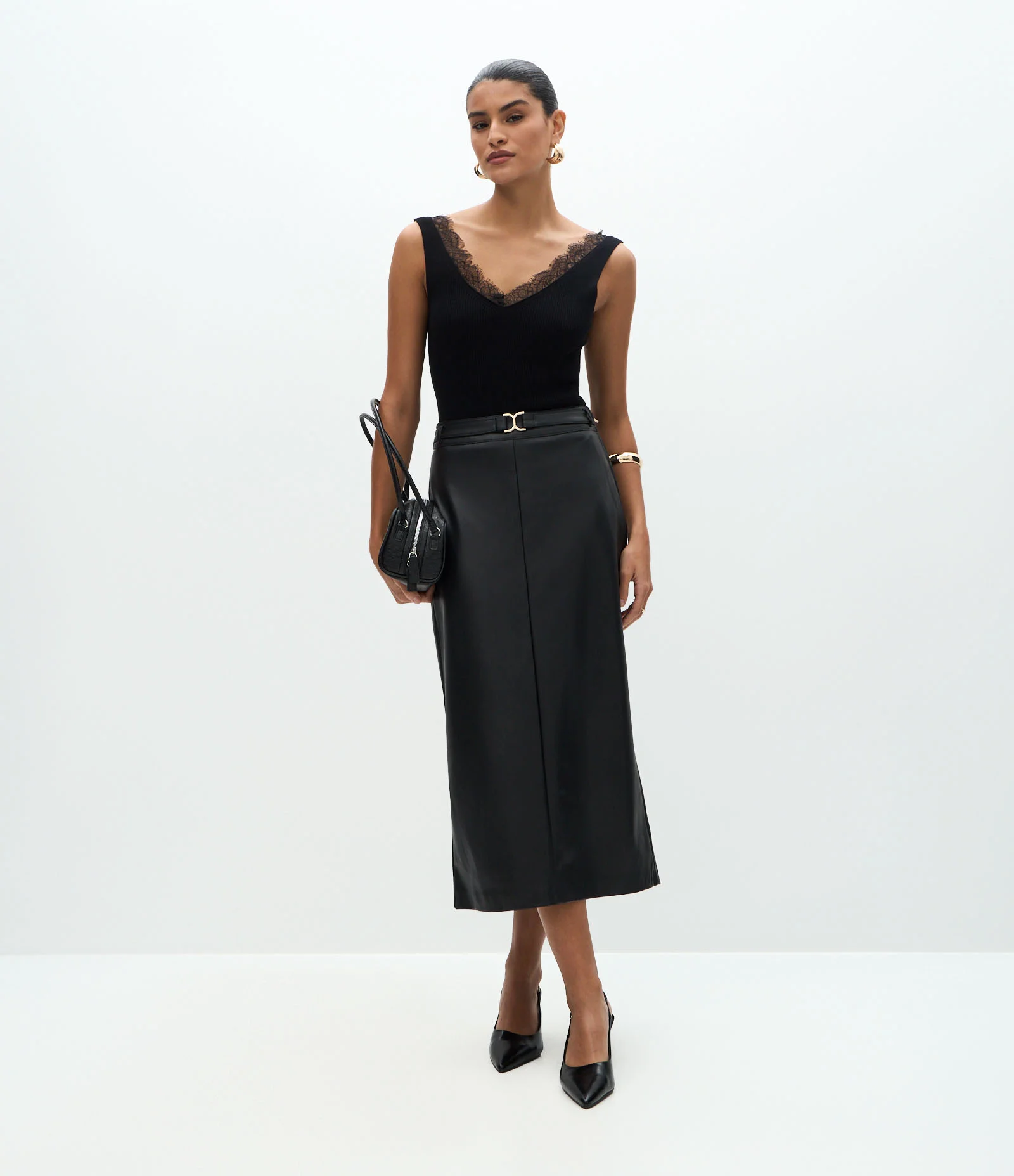 Saia Midi em PU com Cinto Afivelado e Fenda Atrás Preto 1