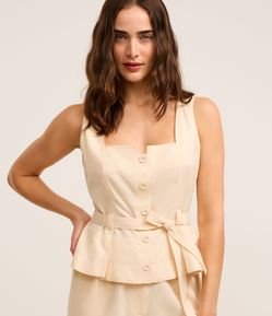 Blusa em Sarja com Abotoamento de Cinto de Tecido