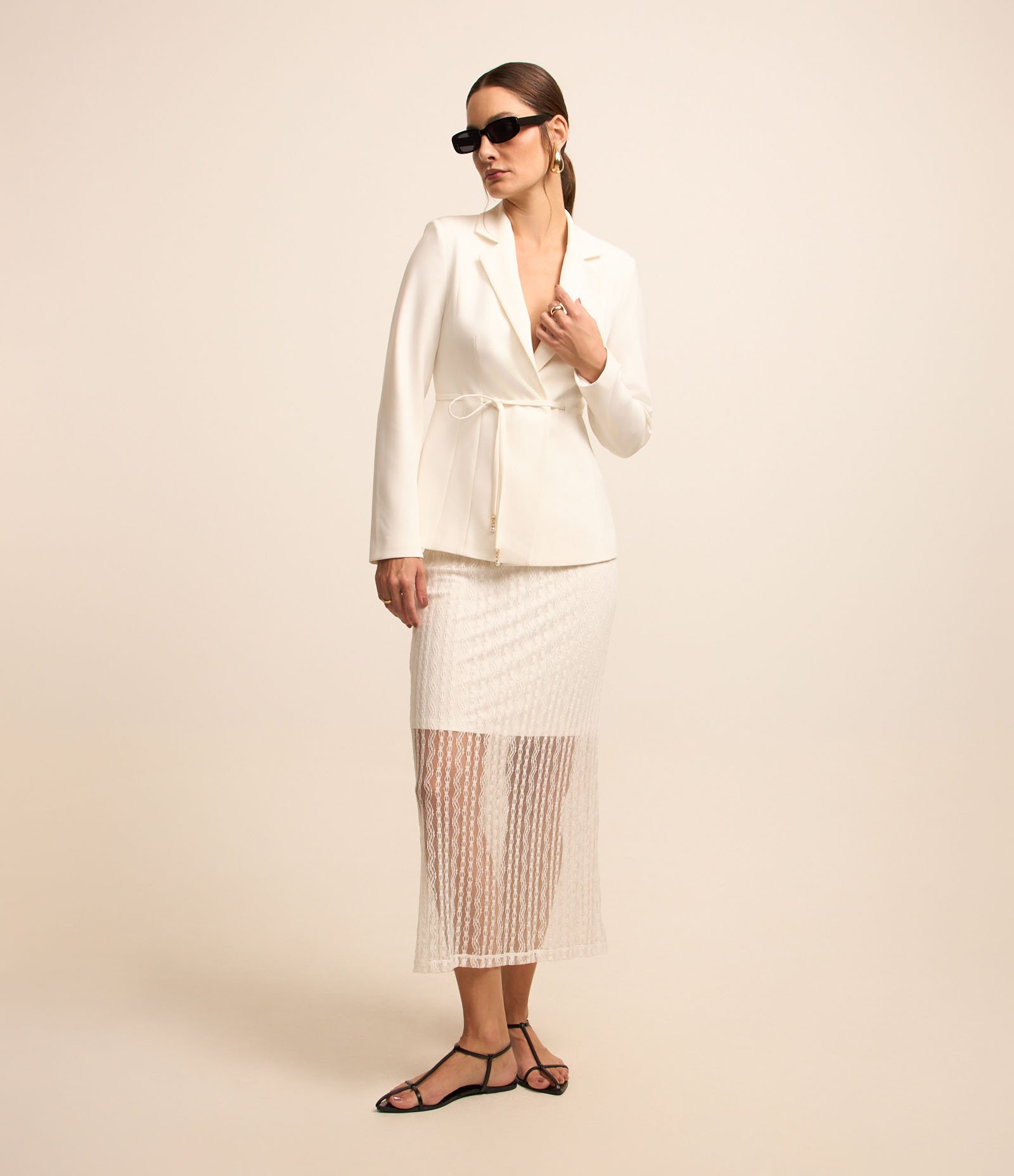 Saia Reta Midi em Laise com Renda na Sobreposição Transparente Branco 1