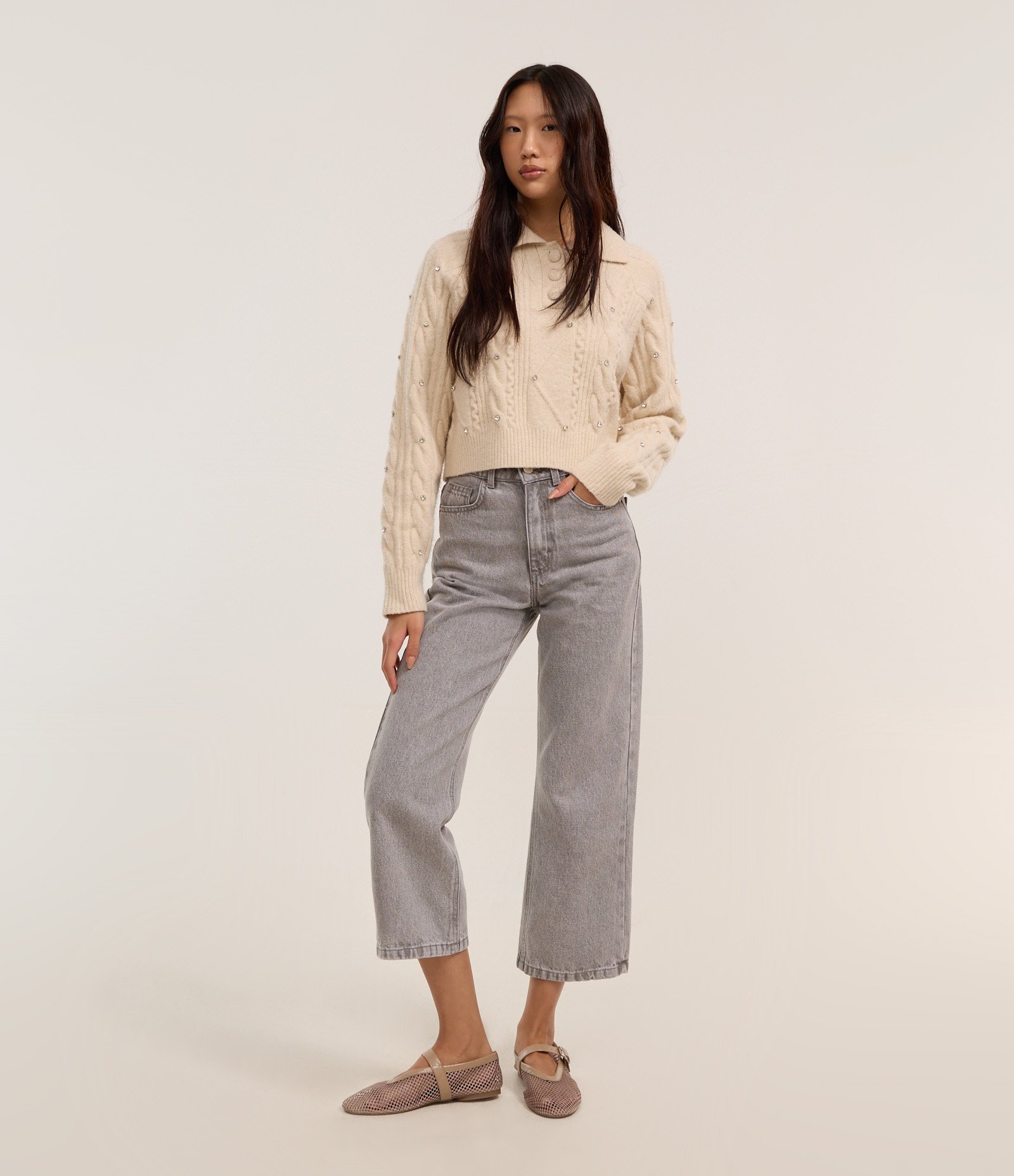 Suéter Curto em Tricô com Bordado de Pedrinhas Rosa 2