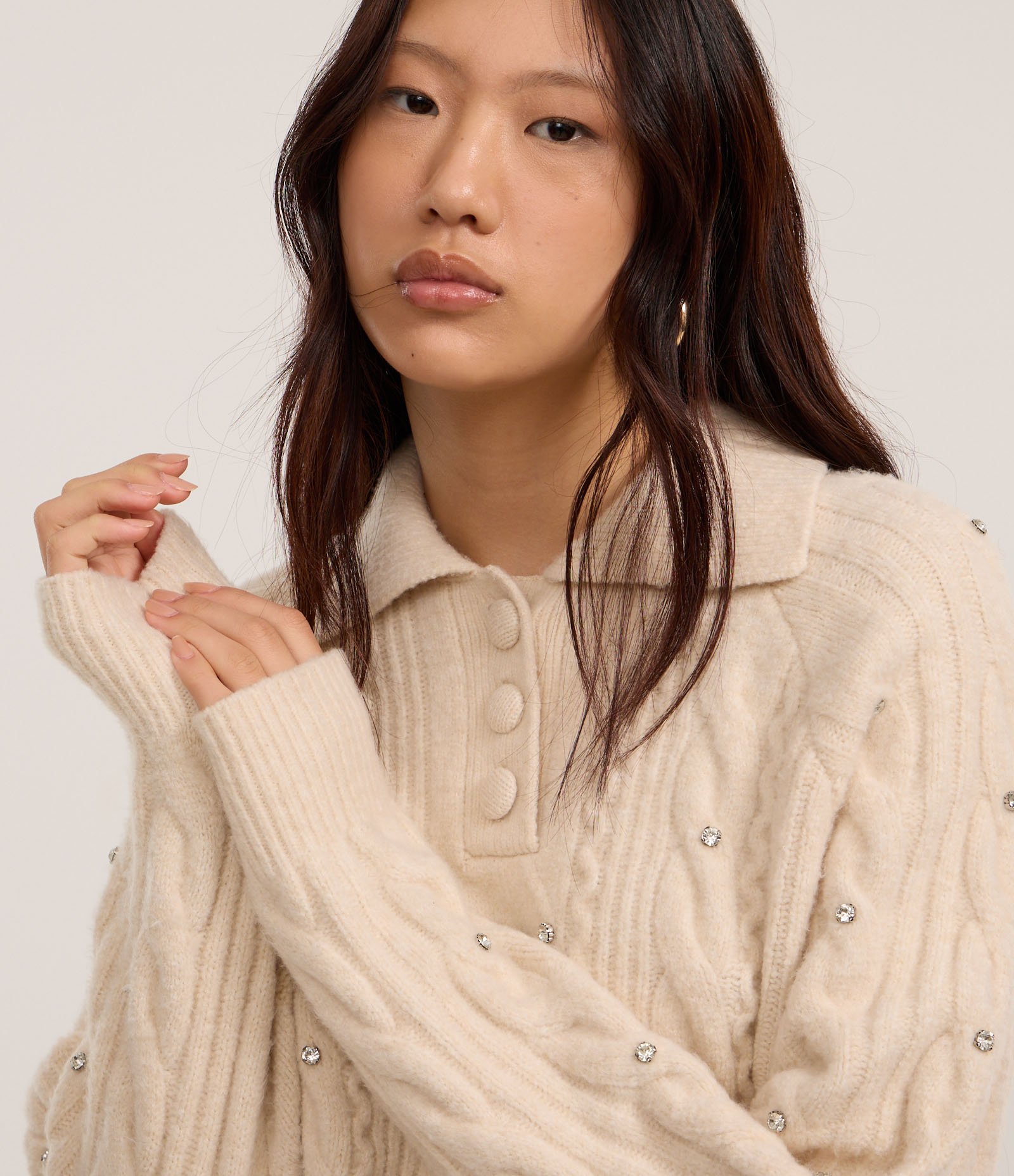 Suéter Curto em Tricô com Bordado de Pedrinhas Rosa 3