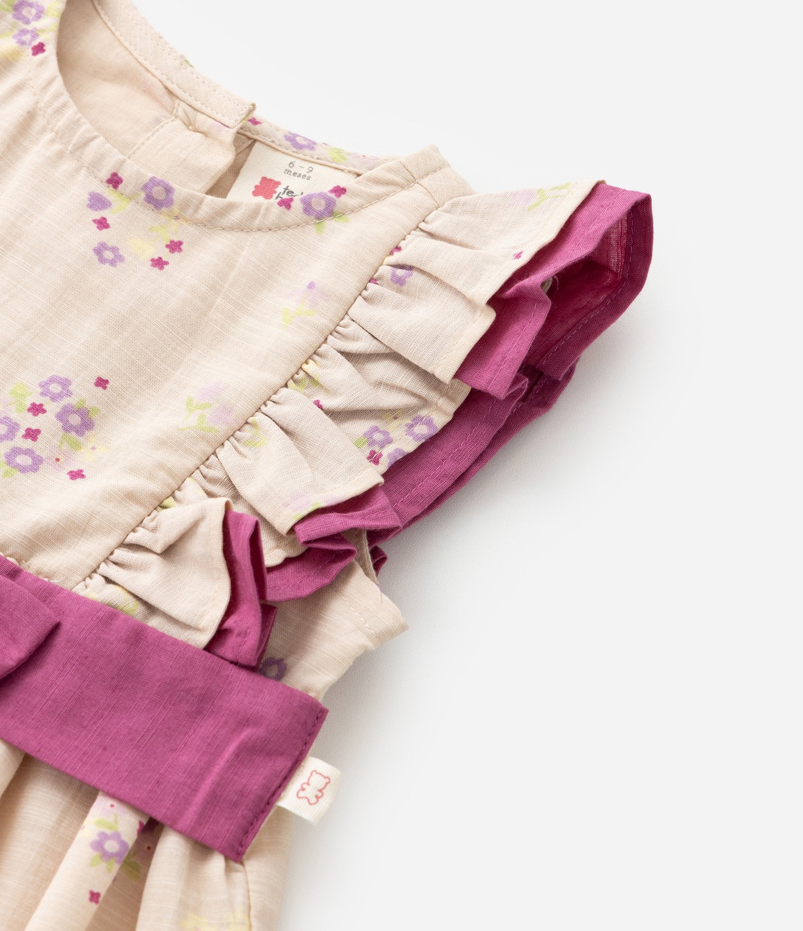 Vestido Infantil com Babado e Laço Contrastante - Tam 3 a 18 meses Bege/Rosa 5