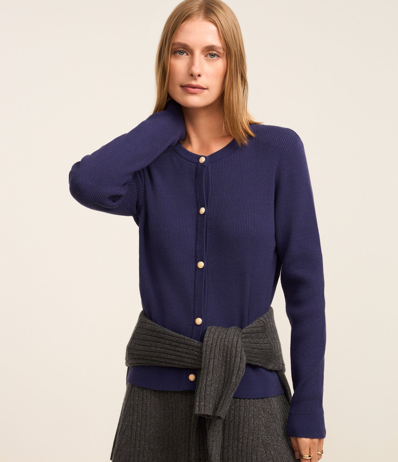 Cardigan Básico em Tricô Canelado com Botões Metalizados Azul Escuro 1