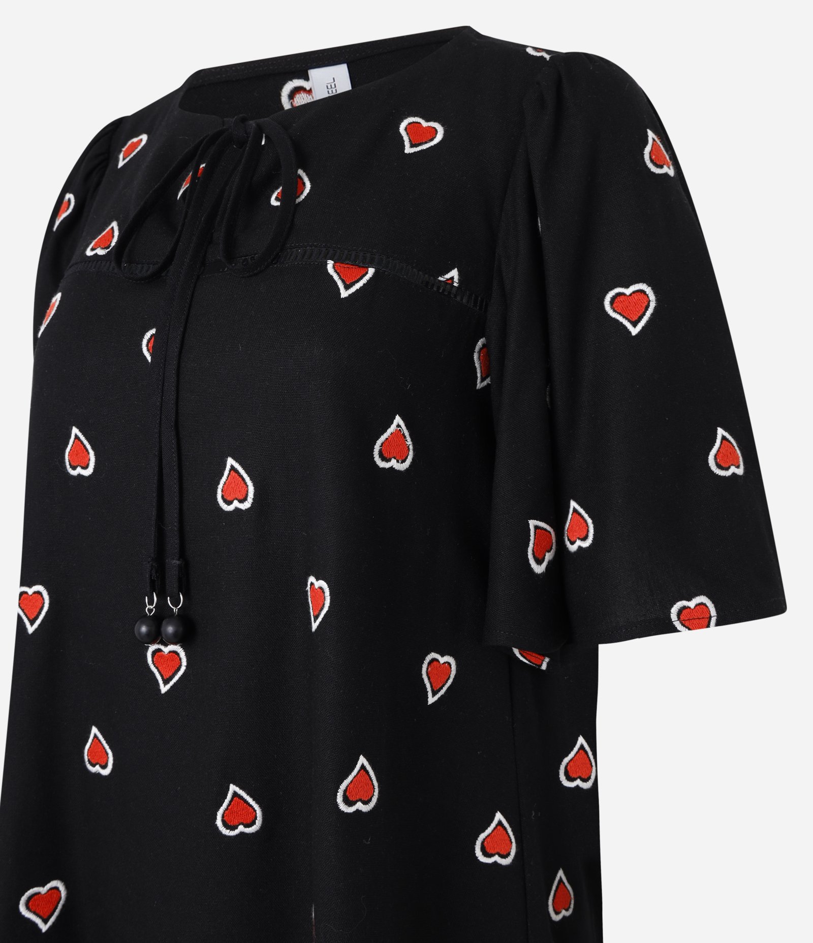 Vestido Curto em Viscolinho com Bordado Coração Preto 5