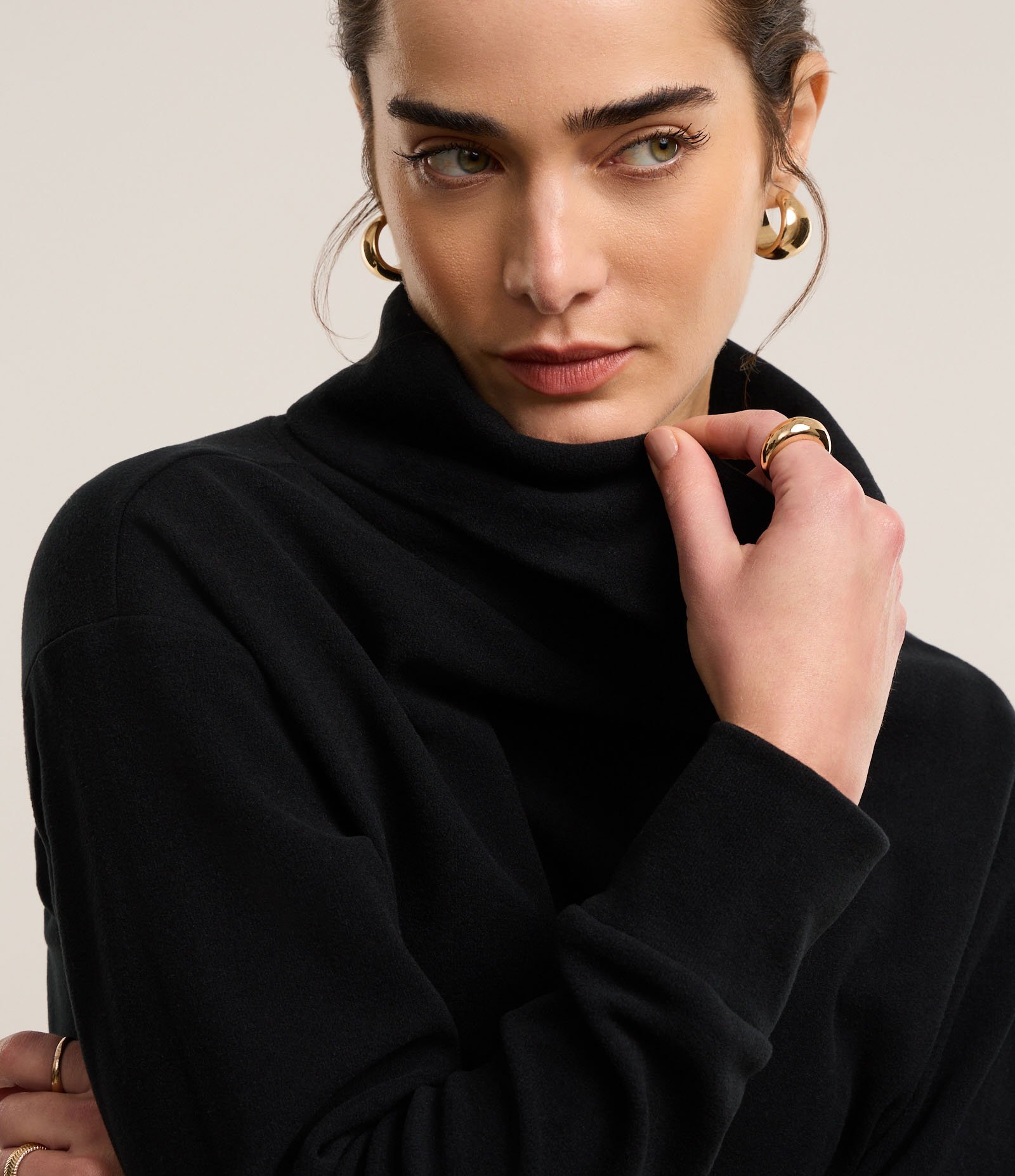 Blusa em Malha Brush com Gola Alta Degagê Preto 3