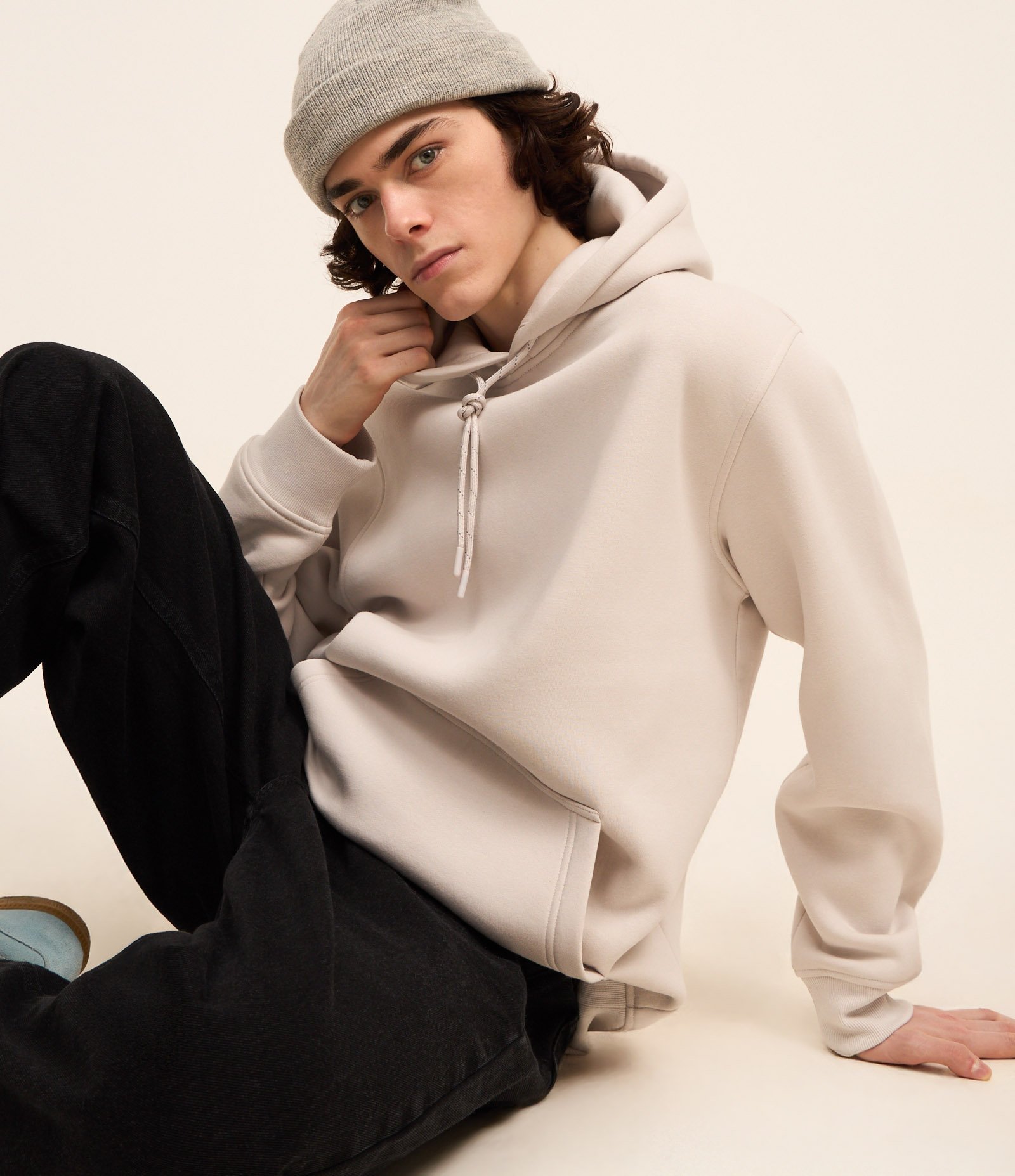 Blusão Fechado Comfort em Moletom com Capuz 3