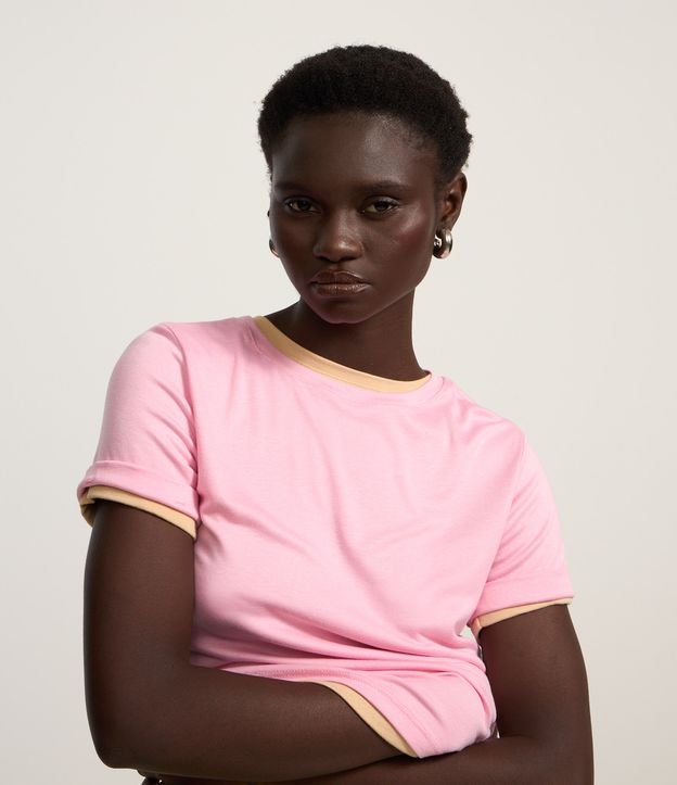 Blusa em Viscose com Manga Dobrada