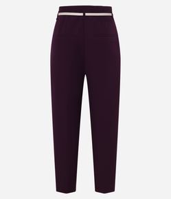 Calça Cenoura Alfaiatada com Cinto Fivela