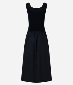 Vestido Evasê Midi Sem Manga com Mix de Tecidos