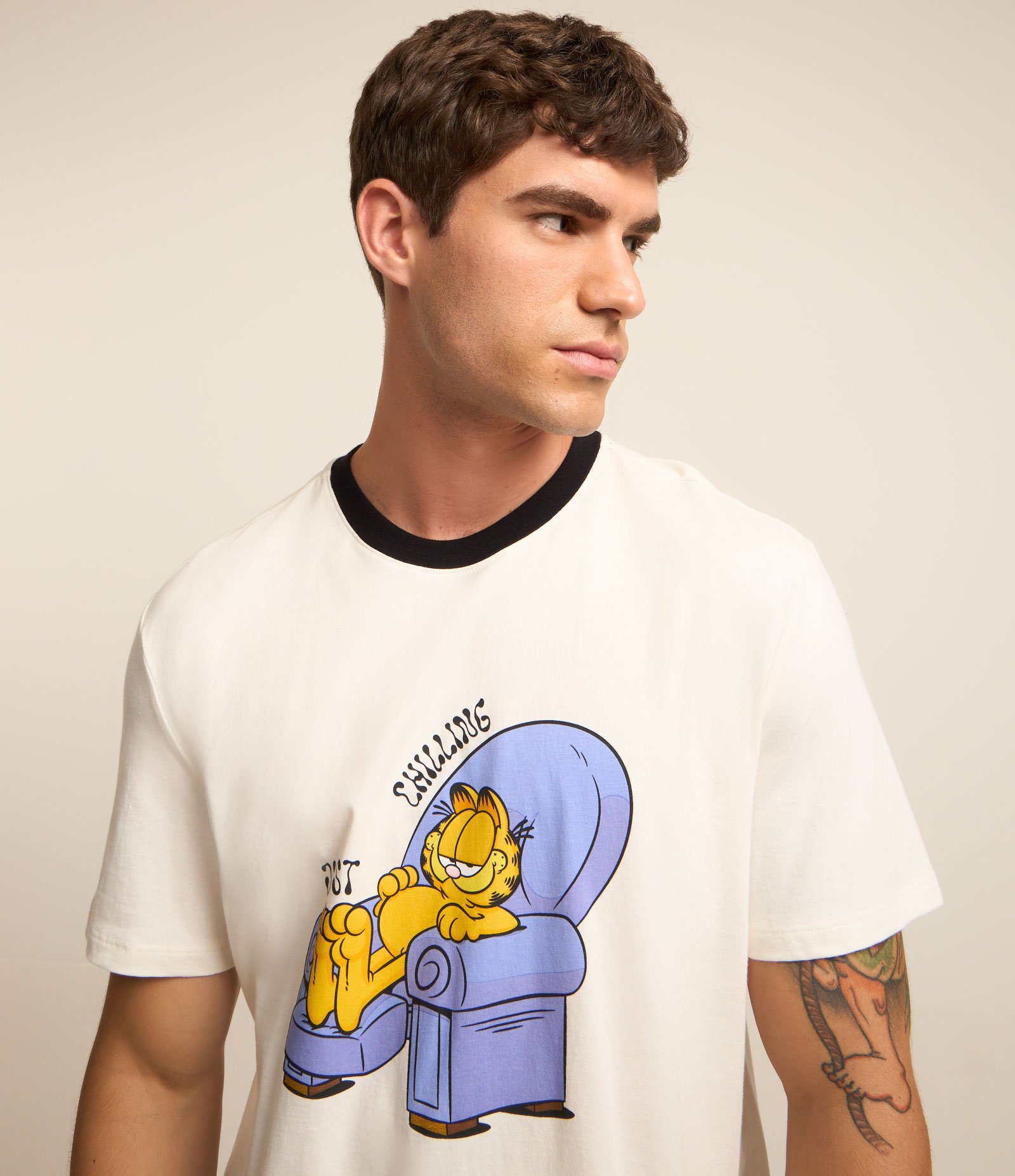 Pijama Curto em Algodão com Estampa Garfield Branco e Preto 2