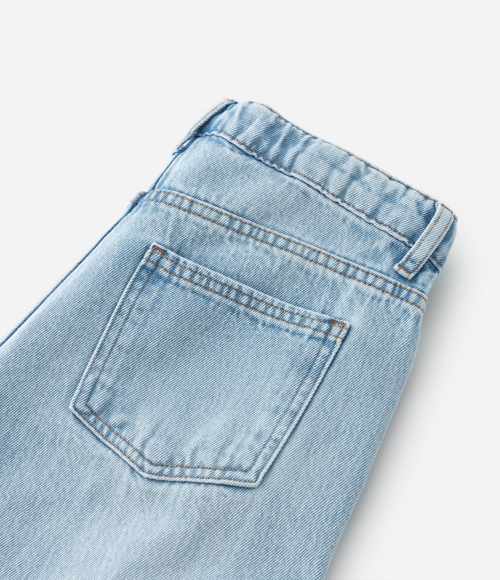 Calça Wide Leg Infantil em Jeans com Correntinha - Tam 5 a 14 Anos Azul 4