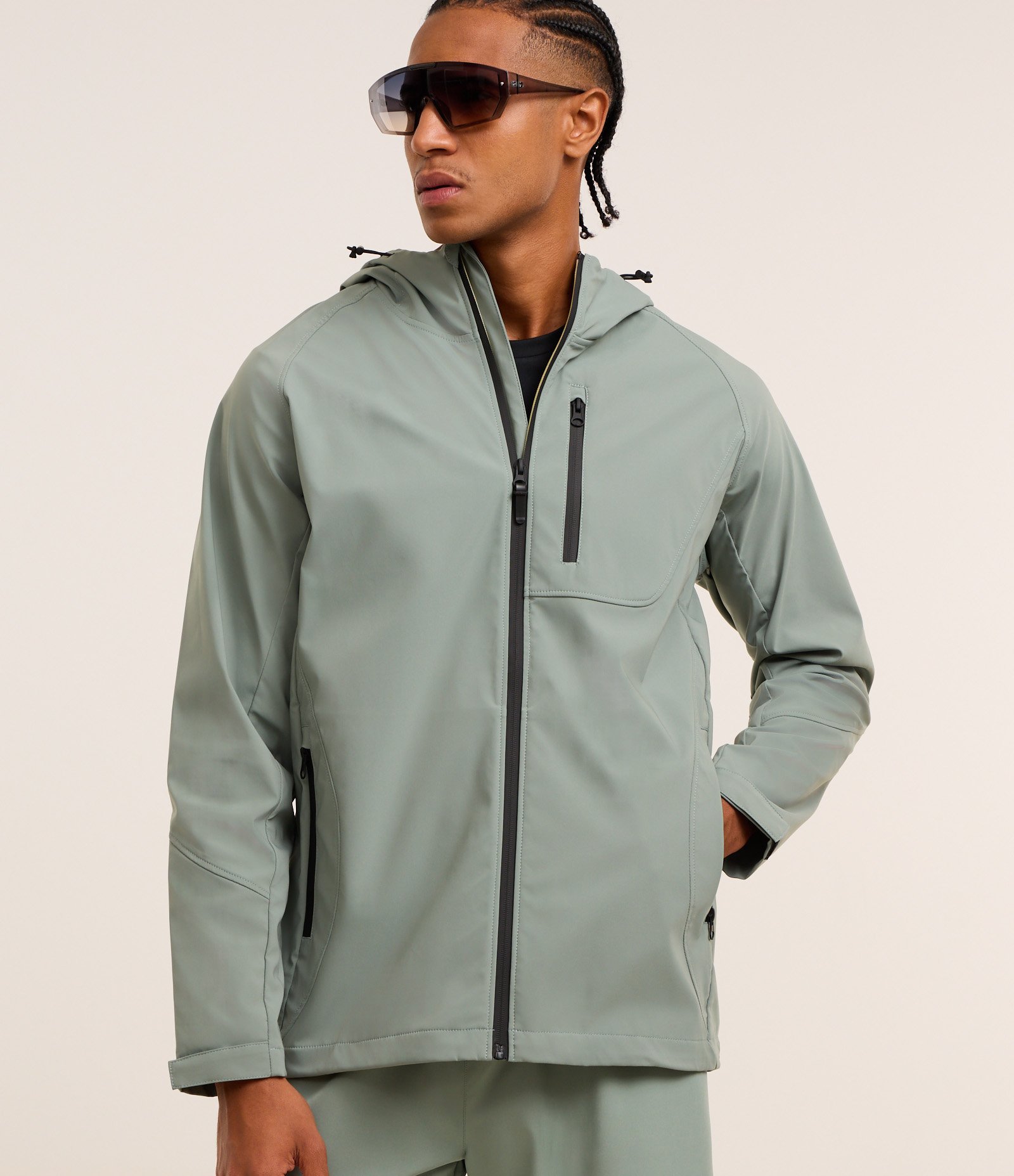 Jaqueta Esportiva Resistente a Água e com Capuz Verde 1