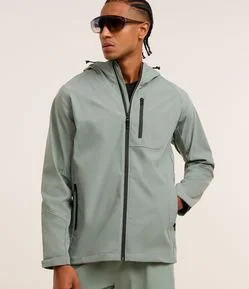 Jaqueta Esportiva Resistente a Água e com Capuz