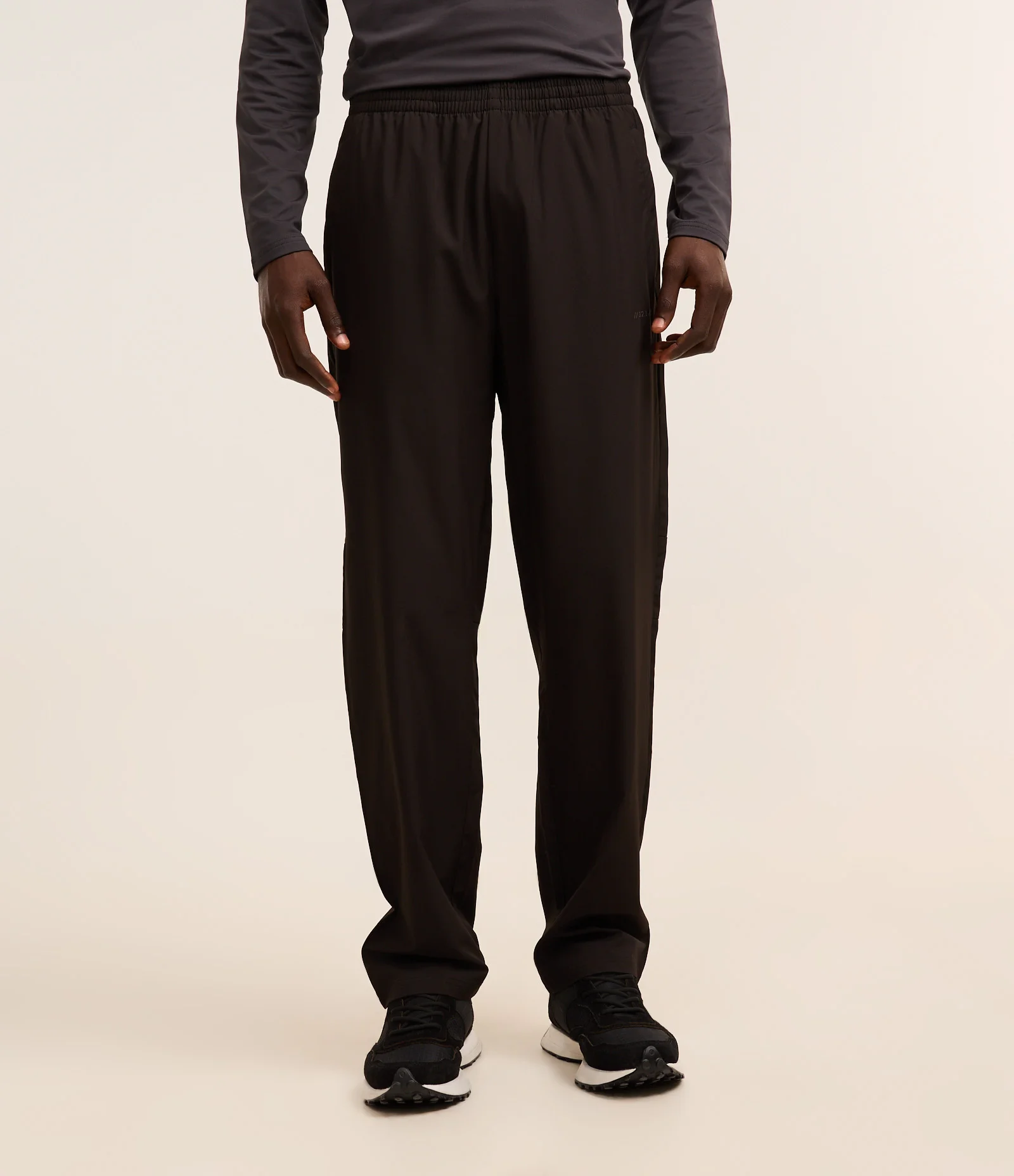 Calça Esportiva com Textura Preto 2