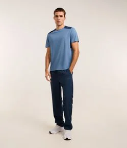 Calça Esportiva com Textura