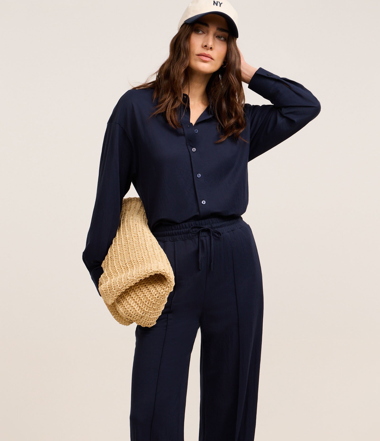 Calça Reta de Cintura Alta em Malha Piquet com Cós Elástico Azul 2