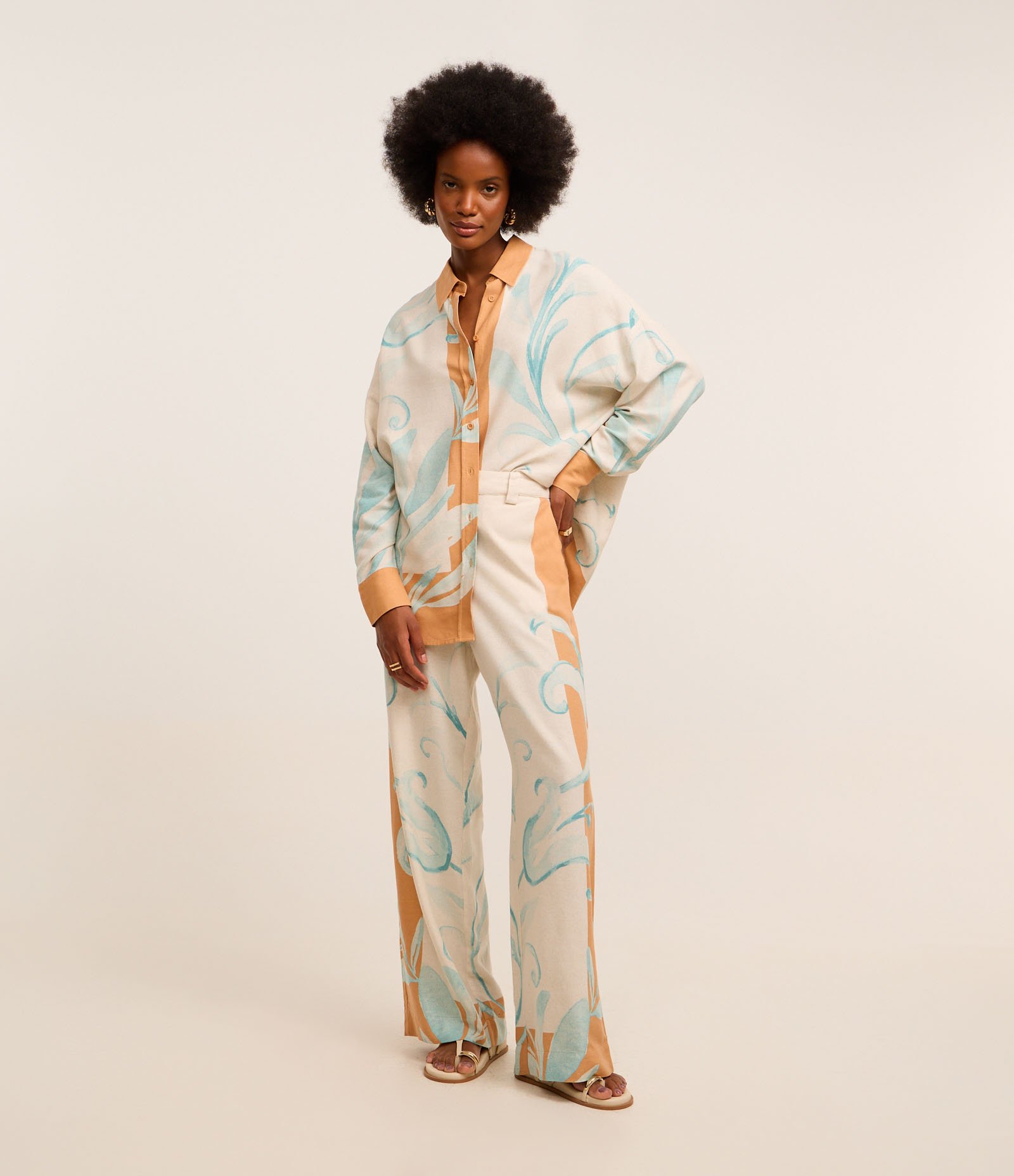 Calça Wide Leg Estampada em Viscolinho com Cintura Alta Off White 1