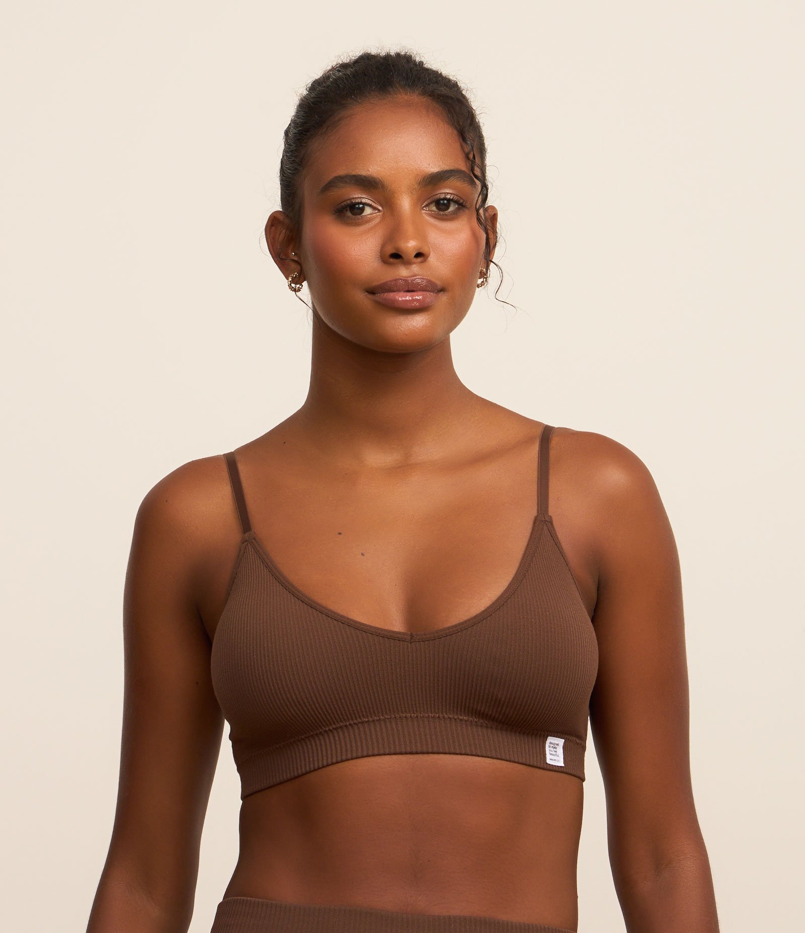 Sutiã Top sem Bojo em Microfibra com Textura Canelada Marrom 1