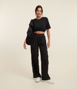 Calça Reta Esportiva em Microfibra Reta com Cós de Elástico