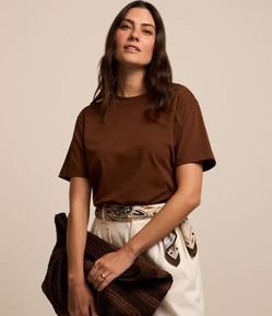 Camiseta em Algodão com Gola Redonda