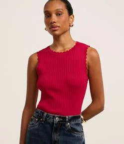 Blusa em Tricô Canelado com Detalhe Ondulados