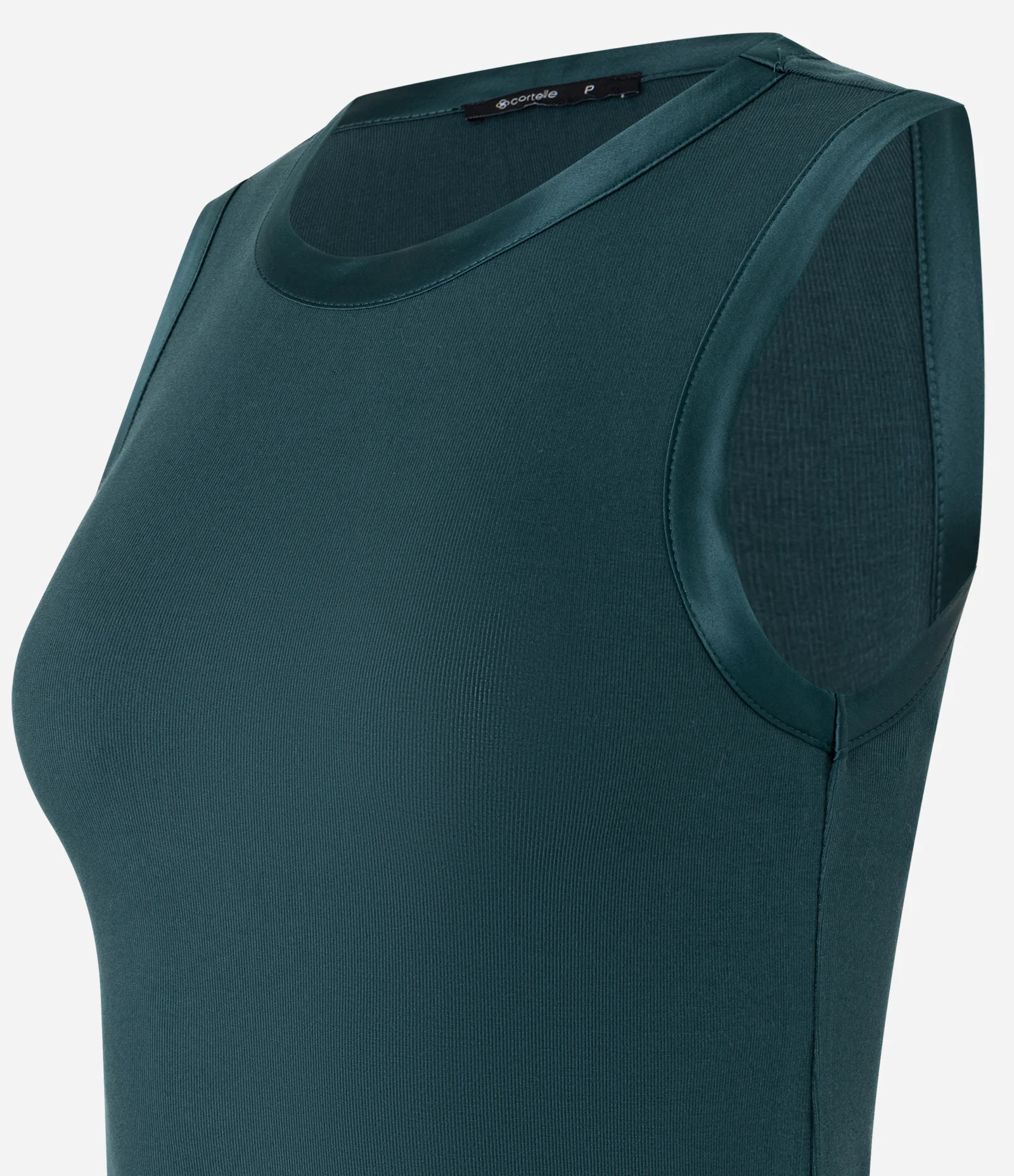 Blusa em Viscose com Cava Acetinada Verde 2