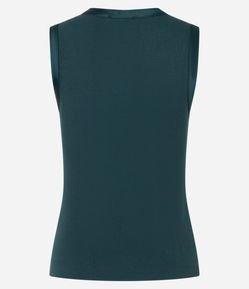 Blusa em Viscose com Cava Acetinada