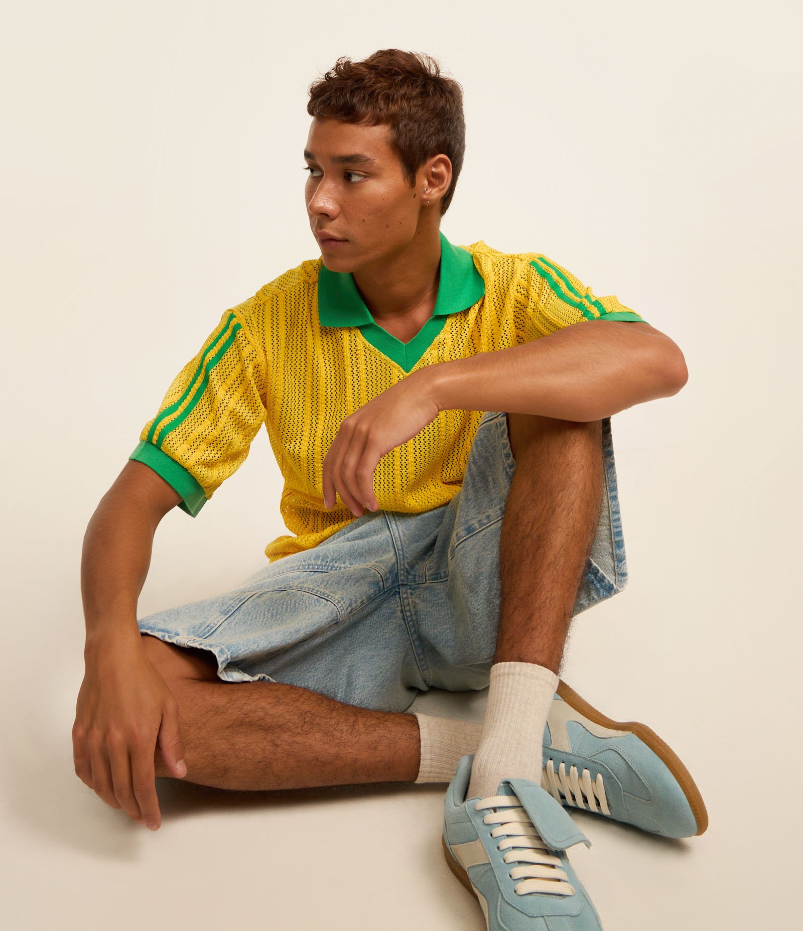 Camiseta Boxy em Laise com Textura e Transparência Amarelo 1