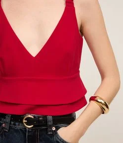 Blusa de Alça em Crepe com Babados na Barra