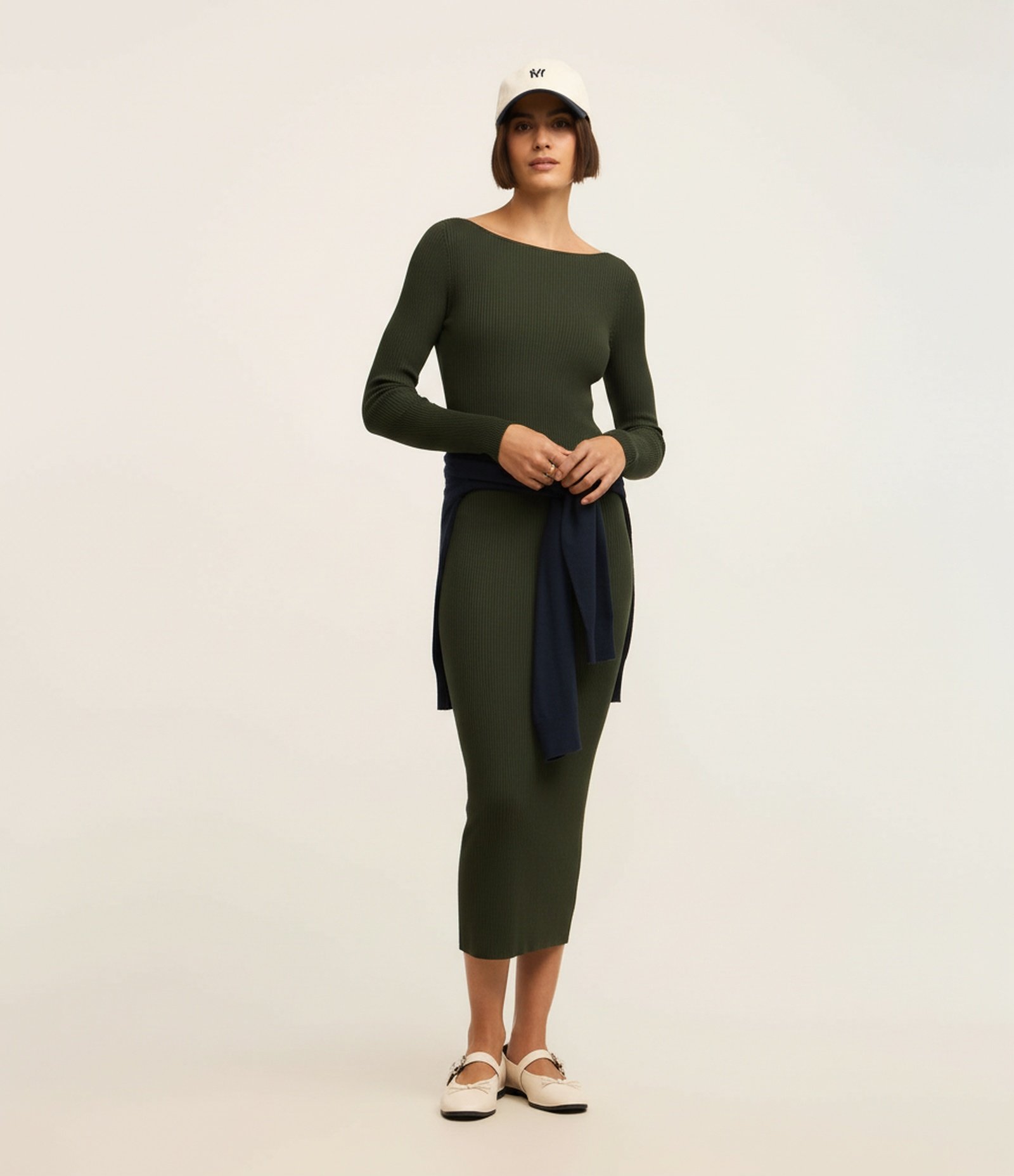 Vestido Midi Justo em Tricô com Gola Canoa Verde 7