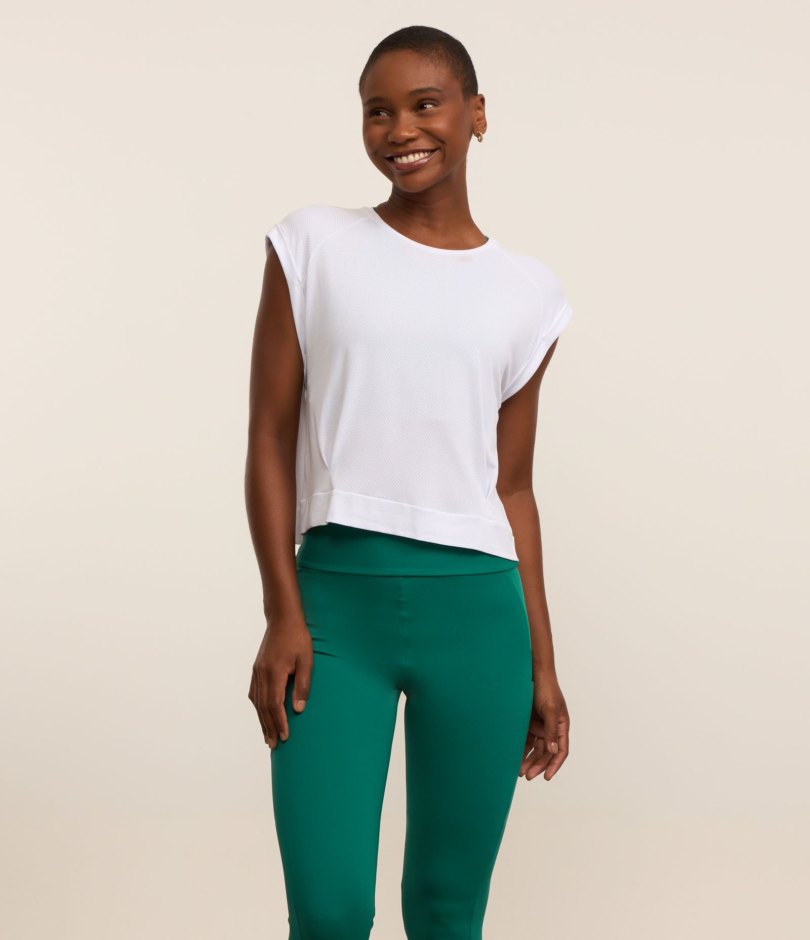 Blusa Esportiva Sem Manga em Microfibra  com Cava Raglan Branco 1