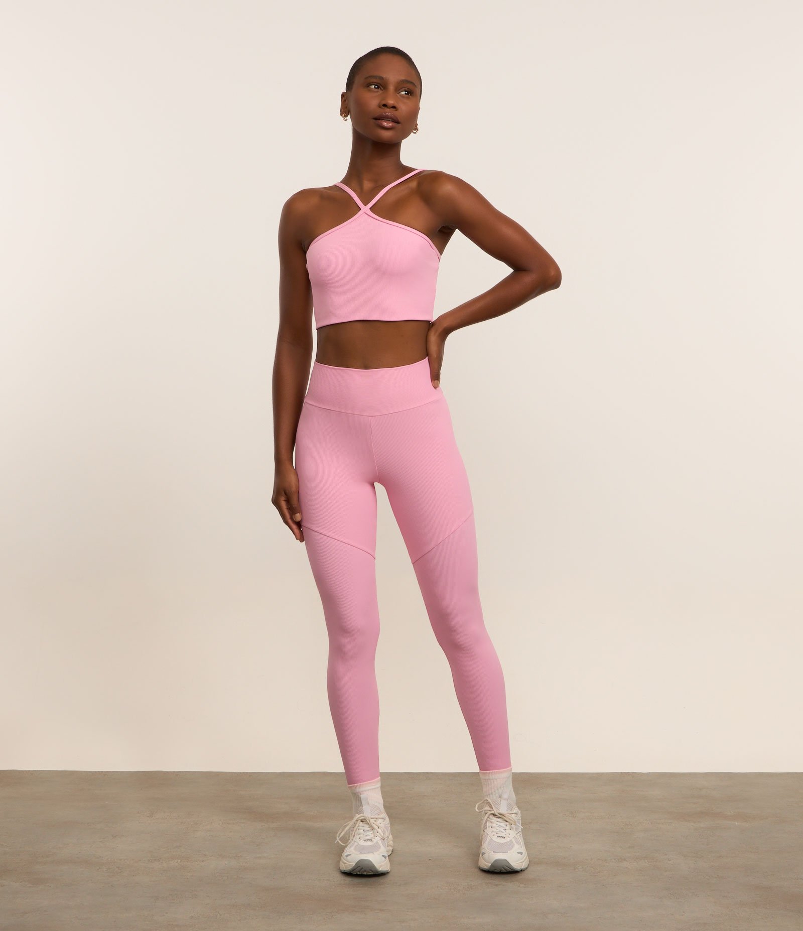 Calça Esportiva Legging em Microfibra com Cós Largo e Forro Rosa 1