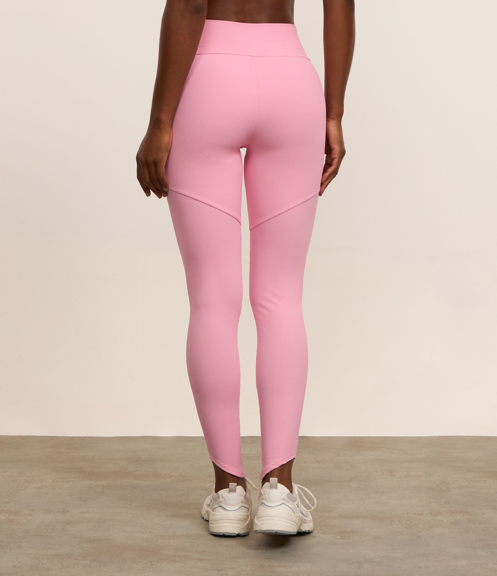 Calça Esportiva Legging em Microfibra com Cós Largo e Forro Rosa 3