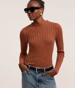 Suéter em Tricô com Listras Texturizadas e Fio Metalizado