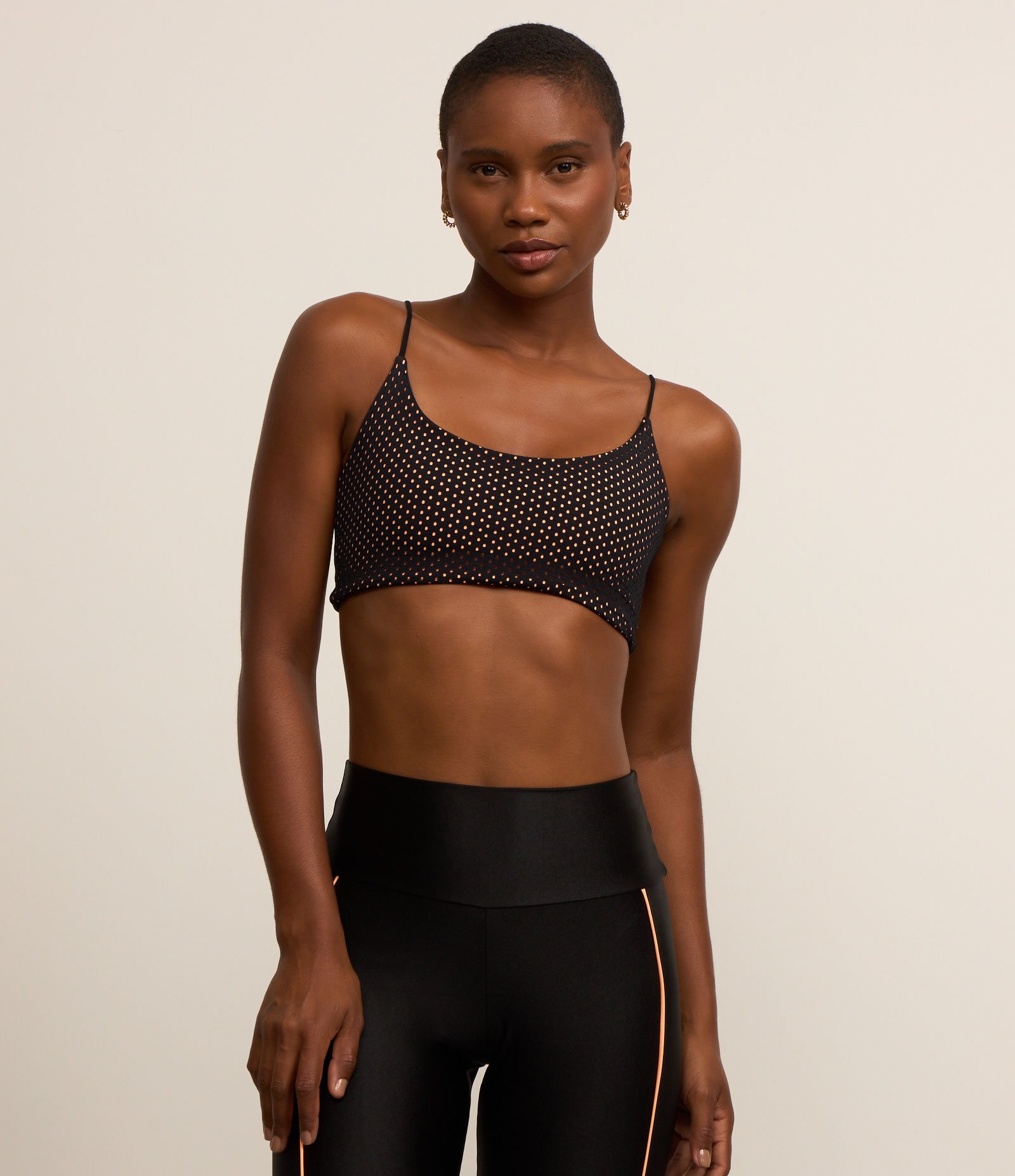 Top Esportivo Sem Bojo em Microfibra com Detalhe de Tela Preto 1