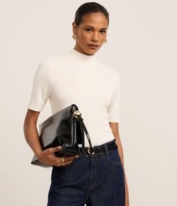 Blusa Regular em Ribana com Gola Alta