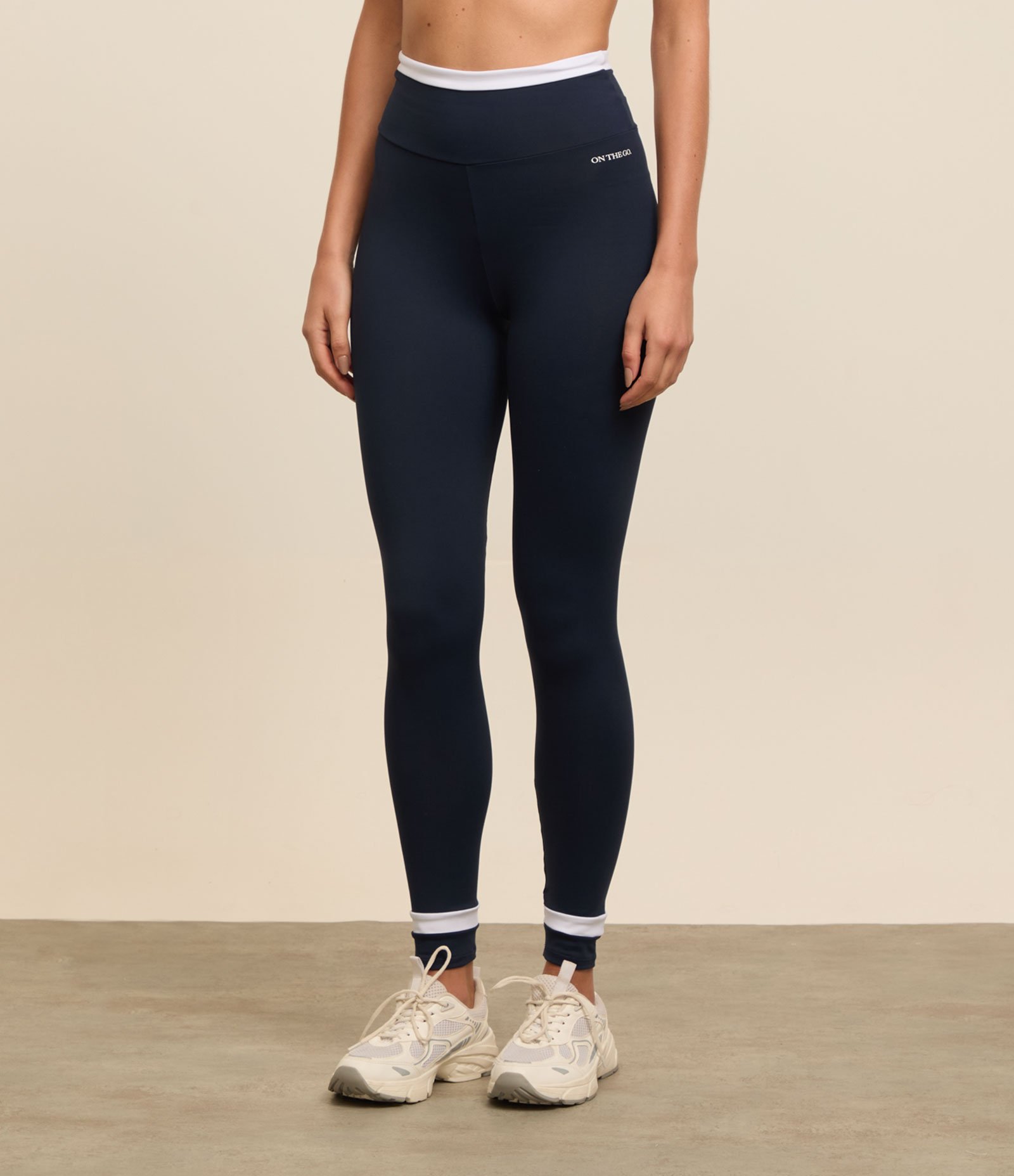 Calça Legging Esportiva em Microfibra Azul 2