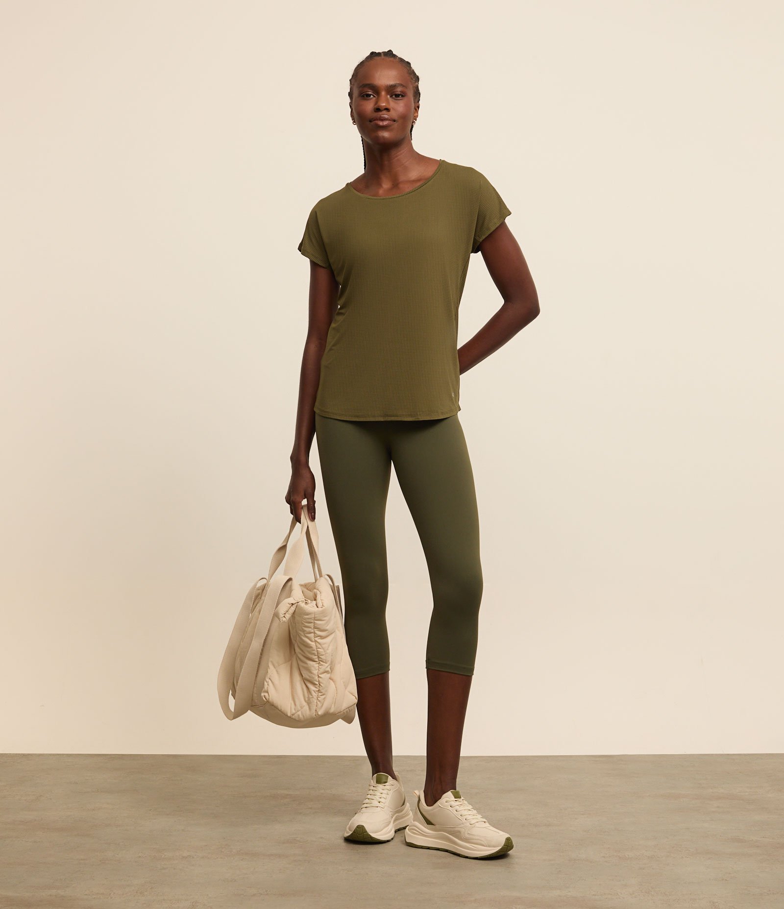 Calça Legging Corsário Esportiva em Microfibra Verde 1