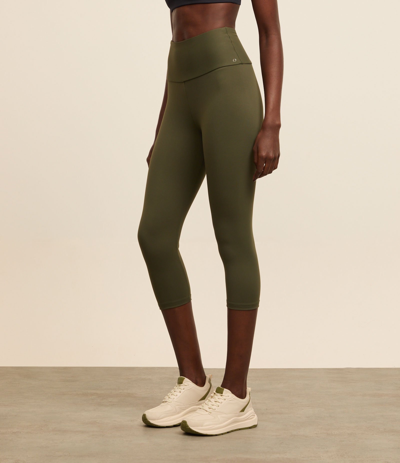 Calça Legging Corsário Esportiva em Microfibra Verde 2