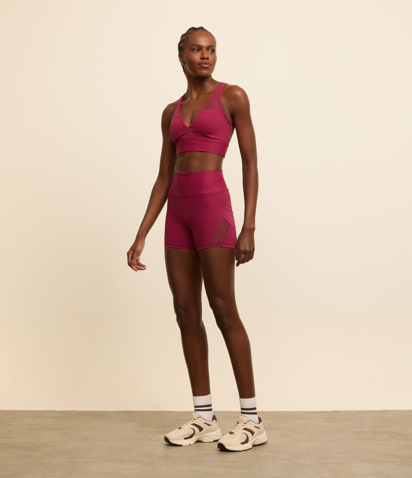 Bermuda Maxxi Esportiva em Microfibra com Bolso Vermelho 1