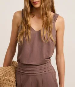 Blusa Texturizada em Piquê com Elástico na Alça Larga